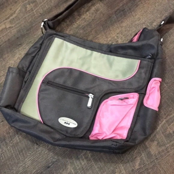 JJ Cole Collections Laptop Bag - Picture 2 of 14